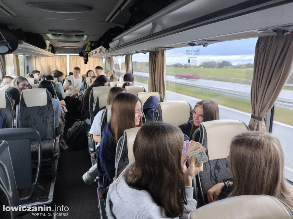 Uczniowie I LO w Łowiczu zwiedzili Francję i Hiszpanię