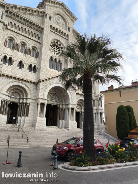 Uczniowie I LO w Łowiczu zwiedzili Francję i Hiszpanię