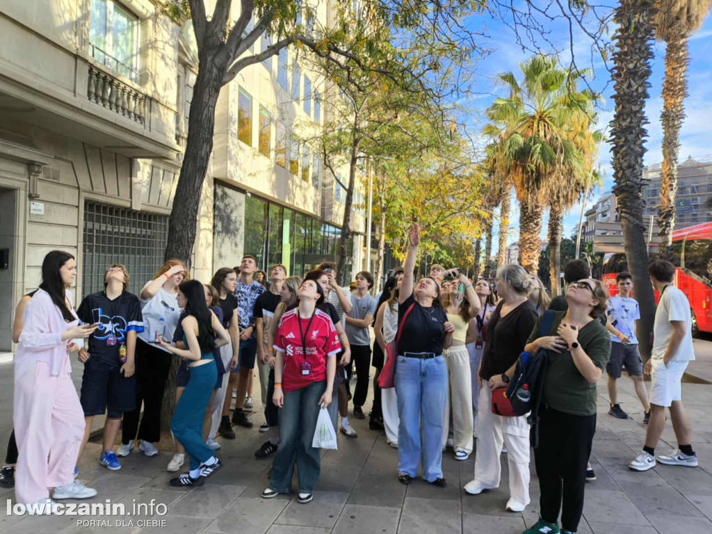 Uczniowie I LO w Łowiczu zwiedzili Francję i Hiszpanię