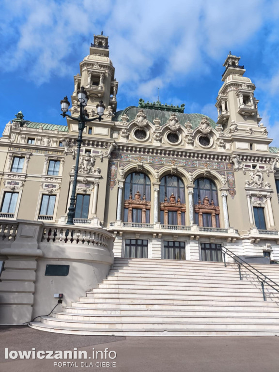 Uczniowie I LO w Łowiczu zwiedzili Francję i Hiszpanię