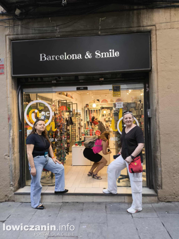 Uczniowie I LO w Łowiczu zwiedzili Francję i Hiszpanię