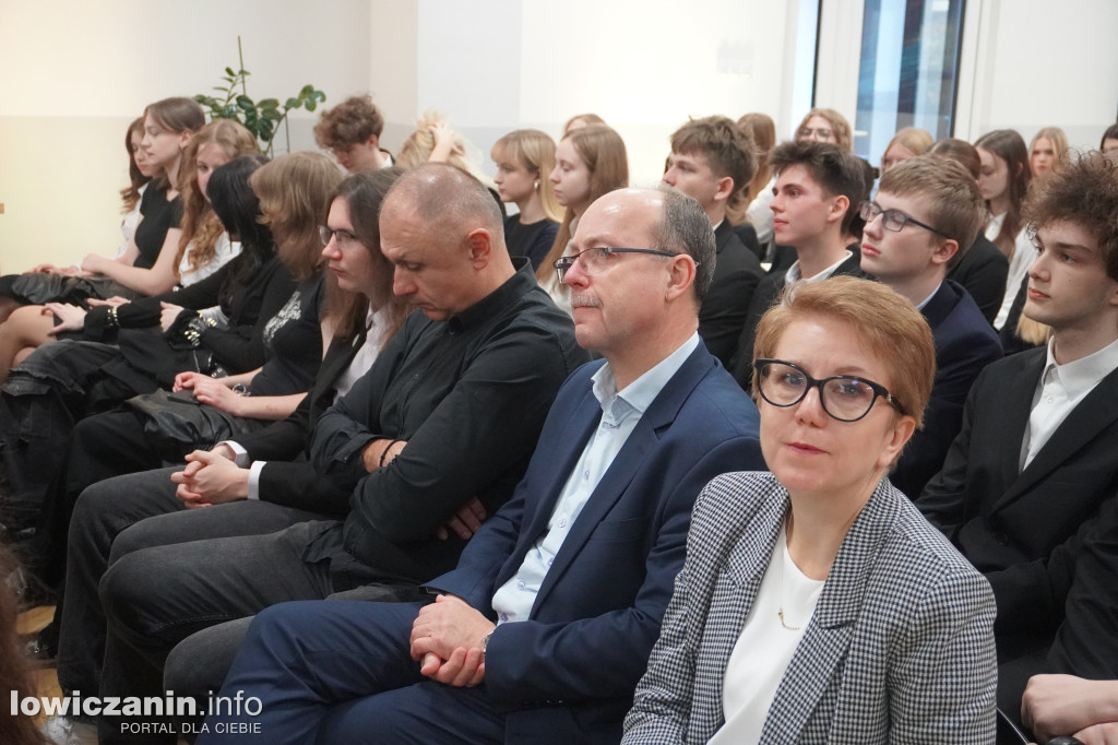 Stypendia starosty łowickiego