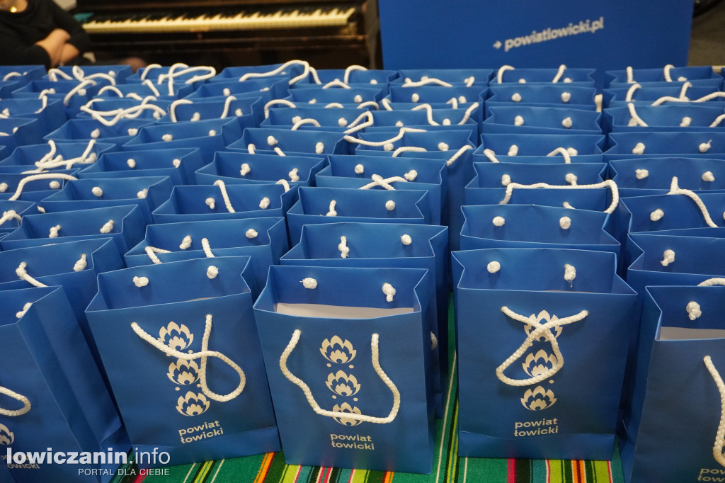 Stypendia starosty łowickiego