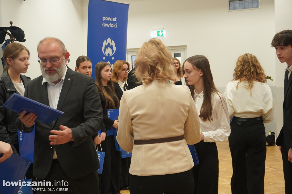 Stypendia starosty łowickiego