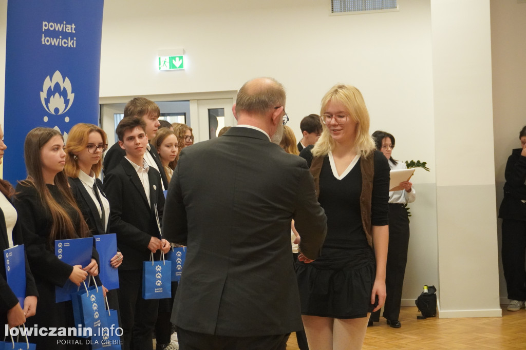 Stypendia starosty łowickiego