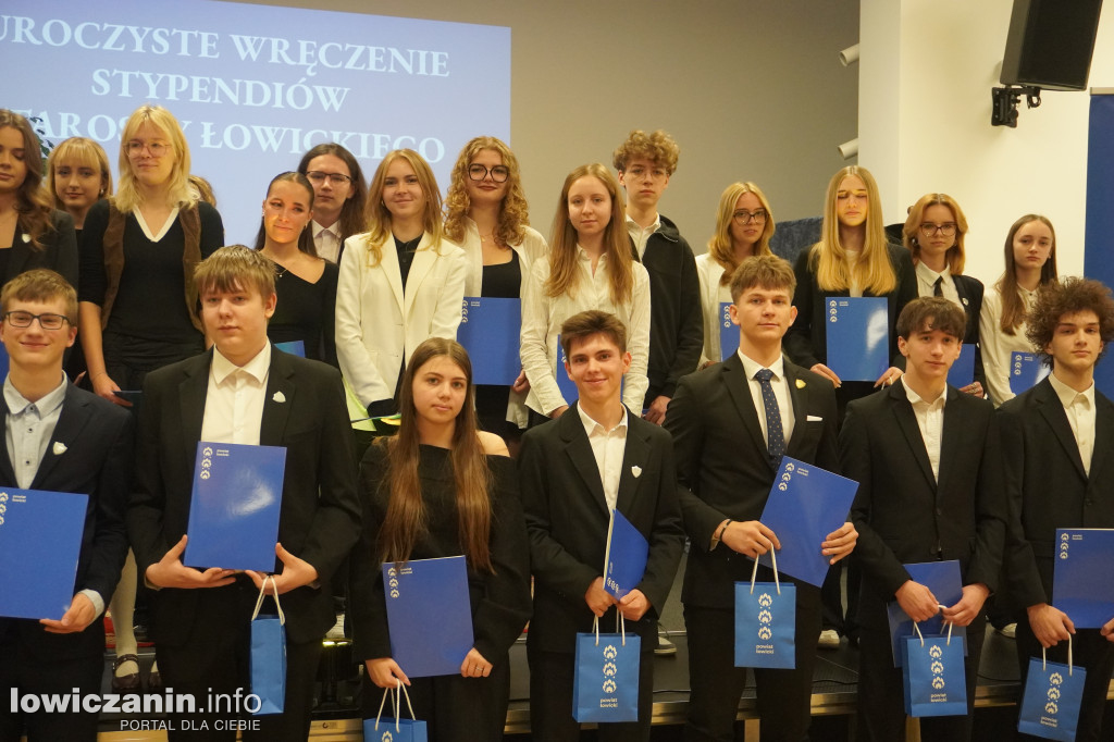 Stypendia starosty łowickiego