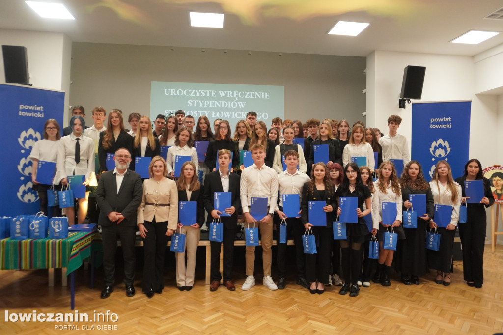 Stypendia starosty łowickiego