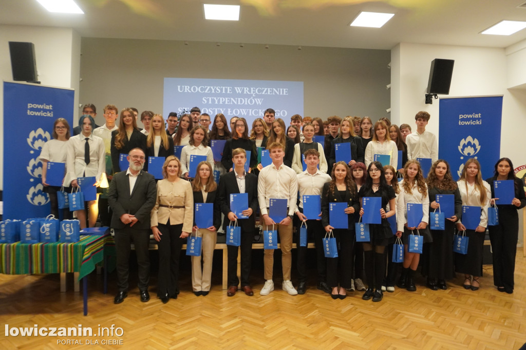 Stypendia starosty łowickiego