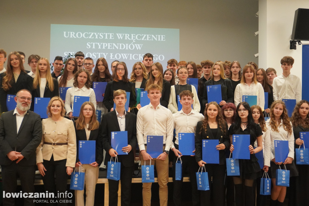 Stypendia starosty łowickiego