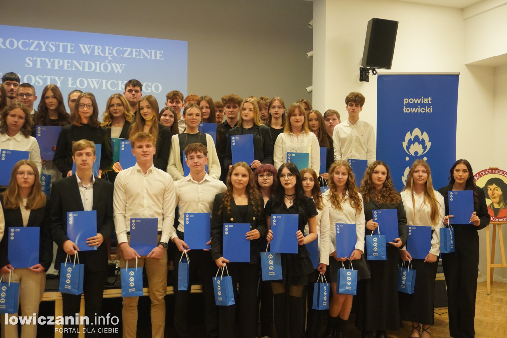 Stypendia starosty łowickiego