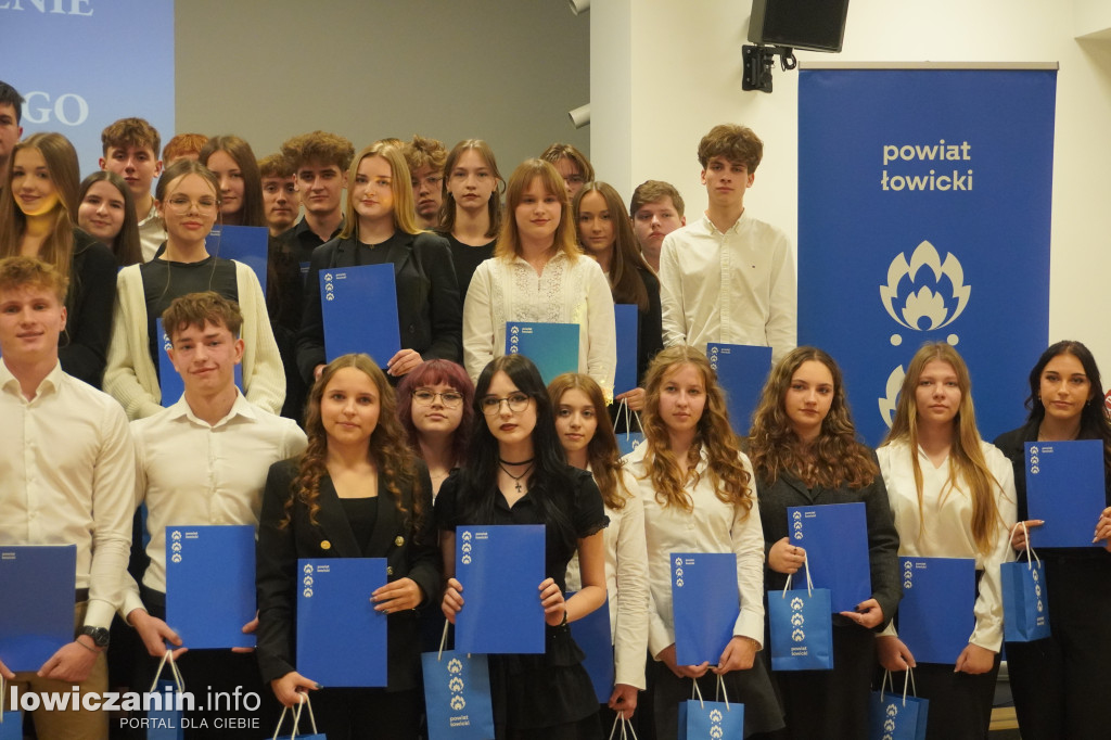 Stypendia starosty łowickiego