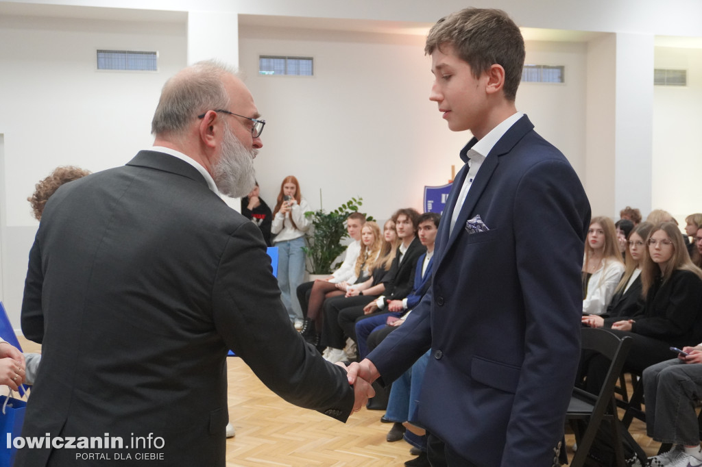 Stypendia starosty łowickiego