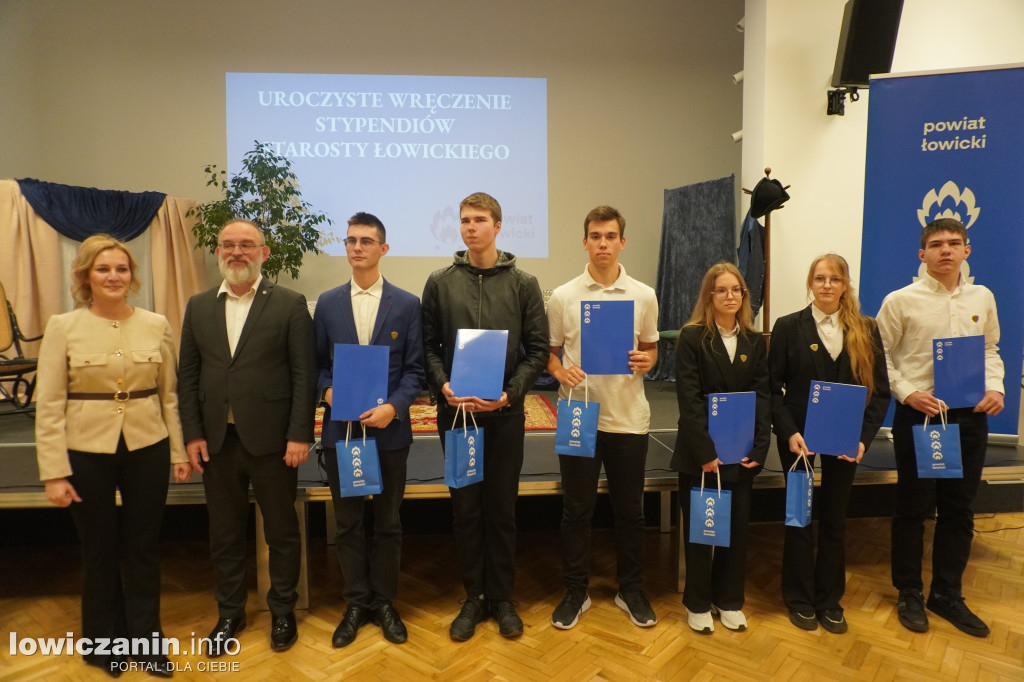 Stypendia starosty łowickiego