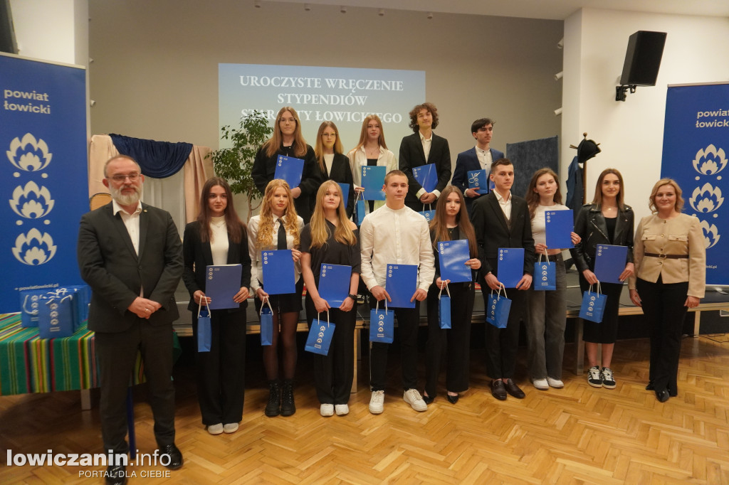 Stypendia starosty łowickiego