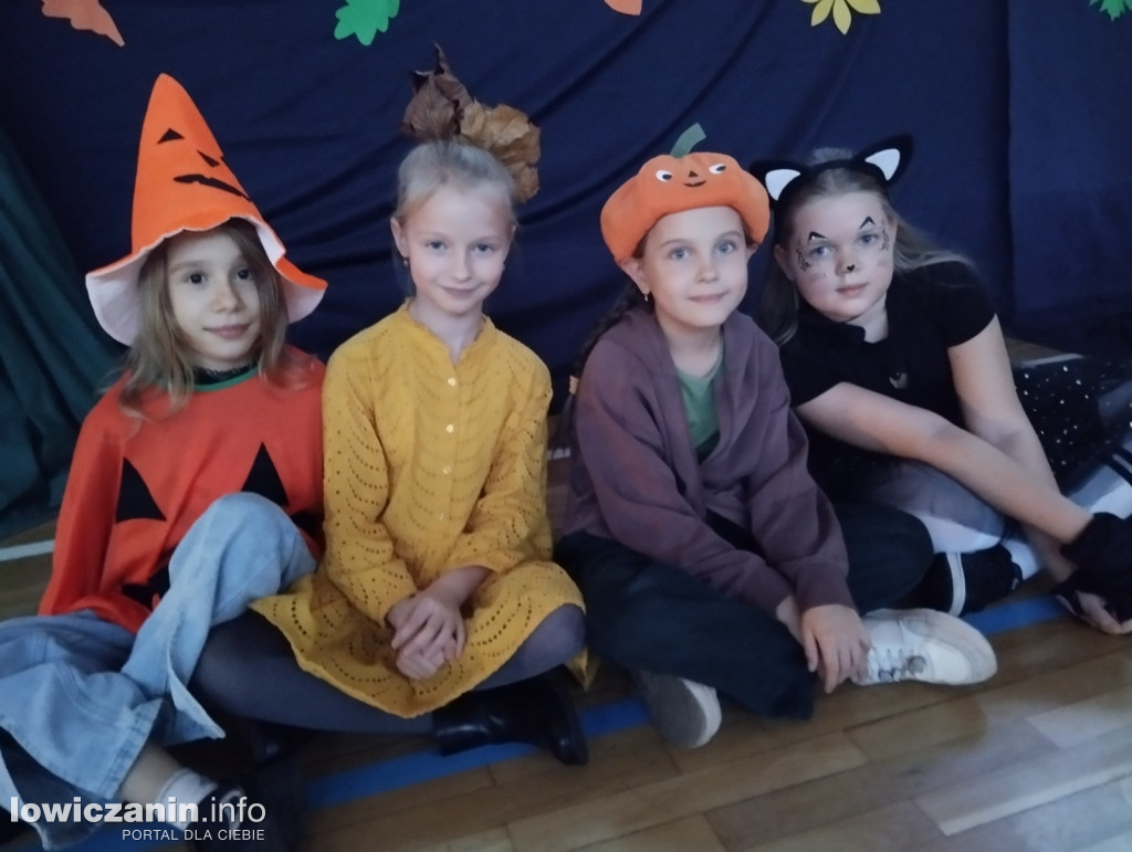 Łowicz. Bal Jesiennych Liści w SP 4