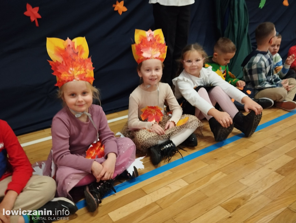 Łowicz. Bal Jesiennych Liści w SP 4