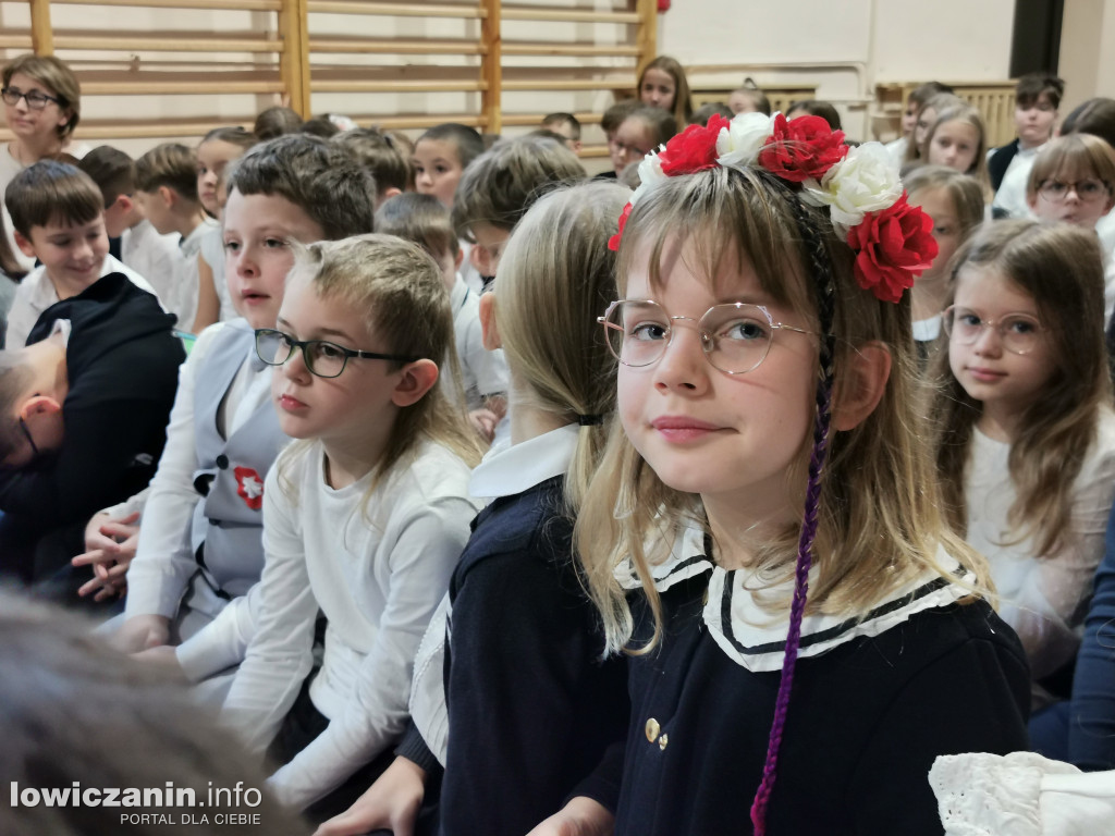 Łowicz. 11 Listopada w SP1