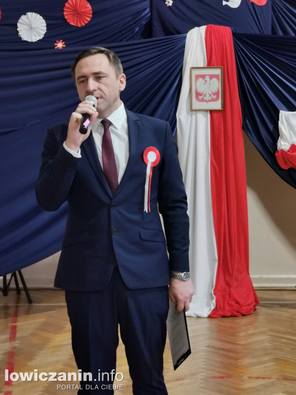 Łowicz. 11 Listopada w SP1