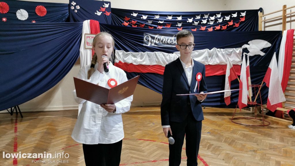 Łowicz. 11 Listopada w SP1