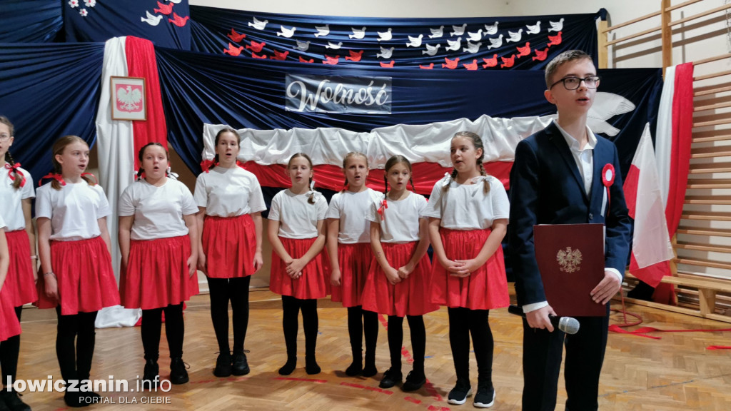 Łowicz. 11 Listopada w SP1
