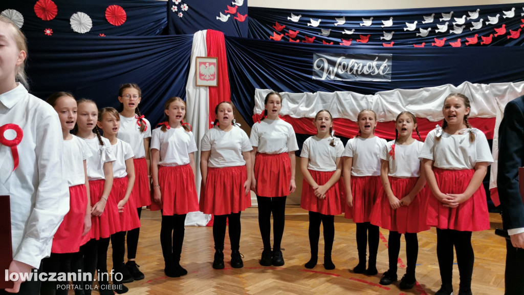 Łowicz. 11 Listopada w SP1