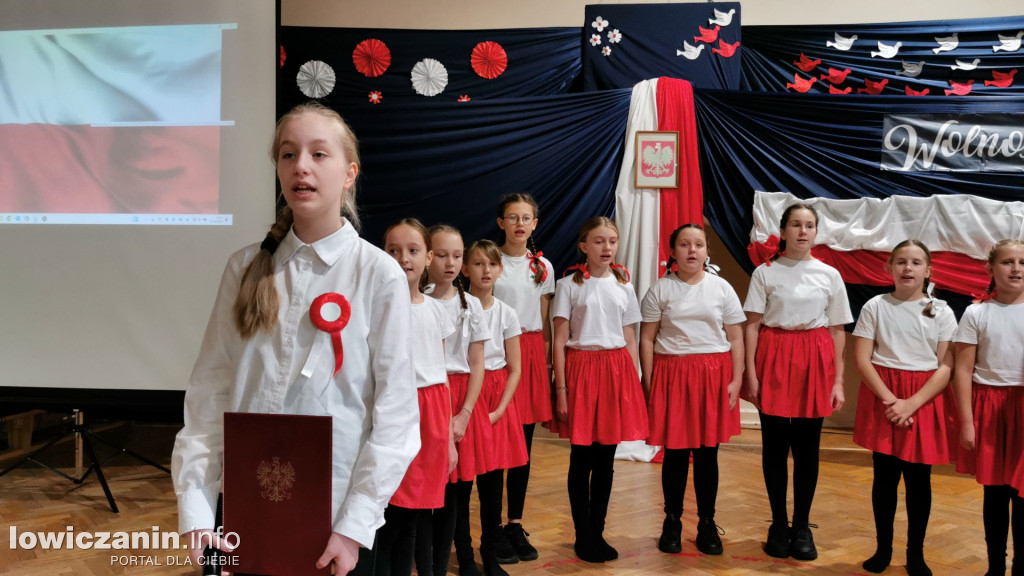Łowicz. 11 Listopada w SP1
