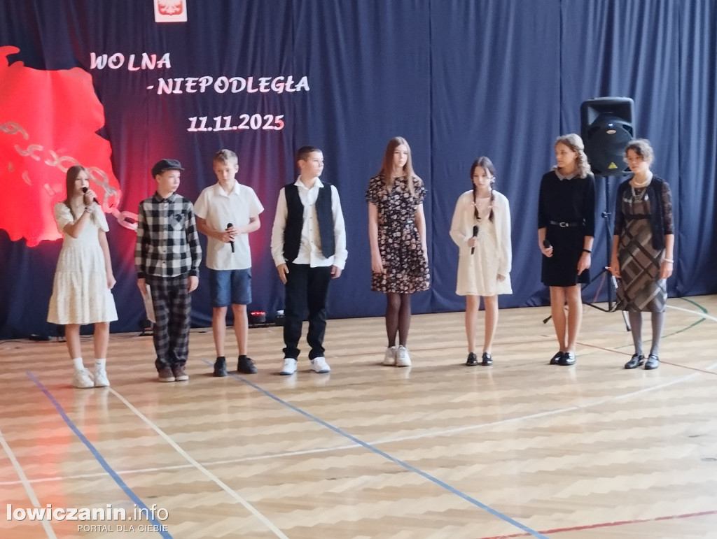Łowicz. Uroczystości patriotyczne w SP 3