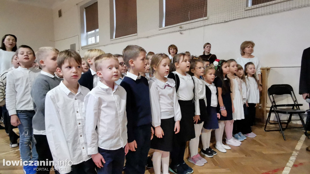 Łowicz. 11 Listopada w SP1