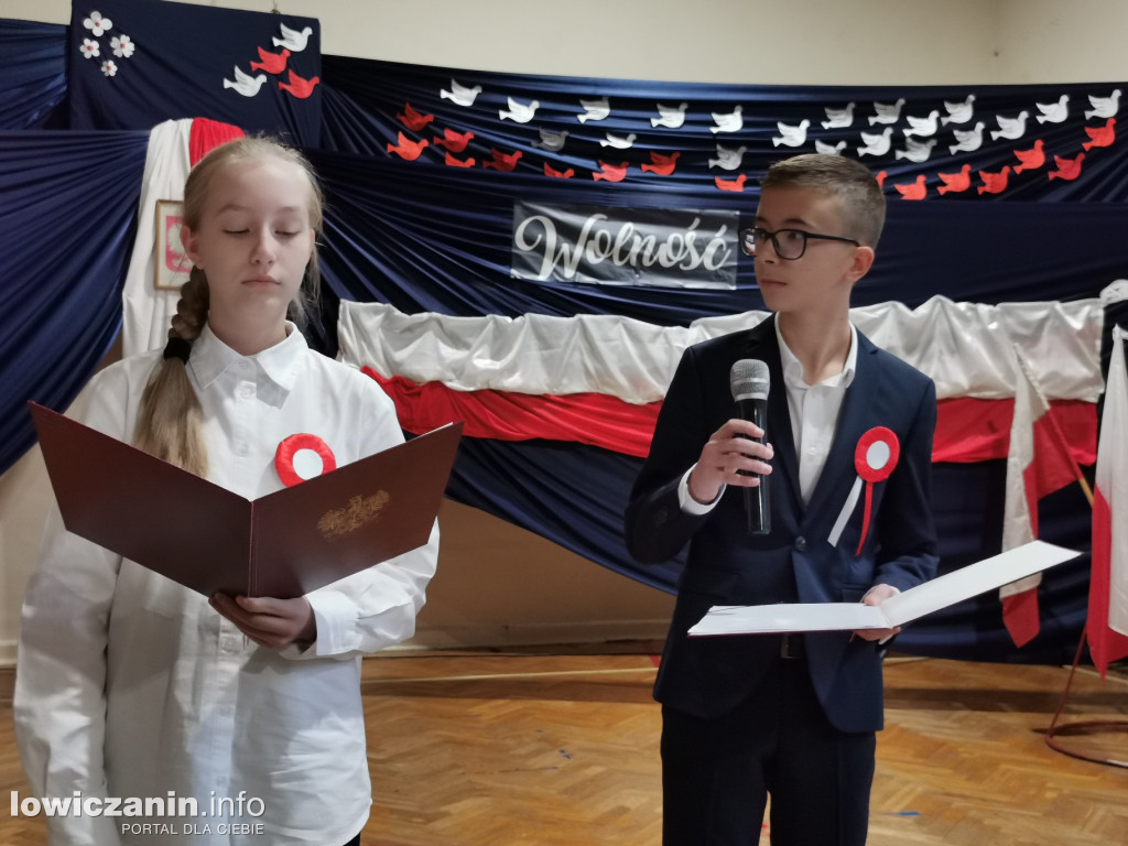 Łowicz. 11 Listopada w SP1