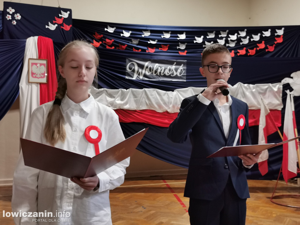 Łowicz. 11 Listopada w SP1