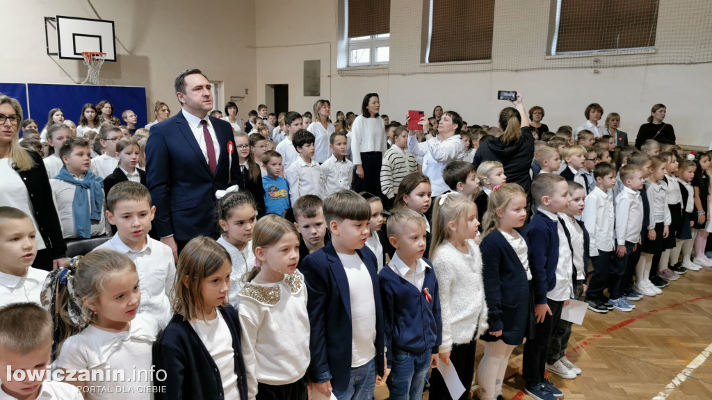 Łowicz. 11 Listopada w SP1