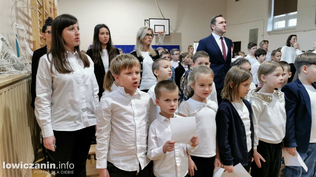 Łowicz. 11 Listopada w SP1