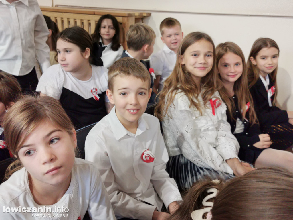 Łowicz. 11 Listopada w SP1