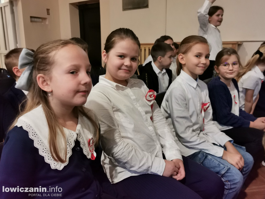 Łowicz. 11 Listopada w SP1