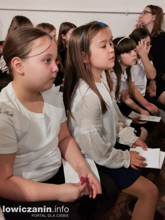 Łowicz. 11 Listopada w SP1