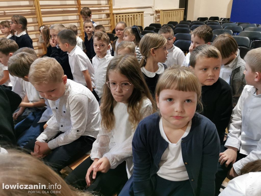 Łowicz. 11 Listopada w SP1