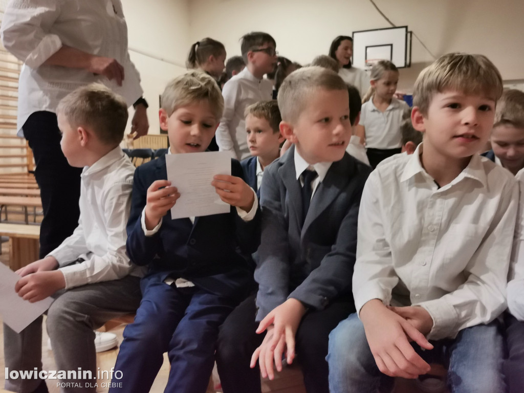 Łowicz. 11 Listopada w SP1