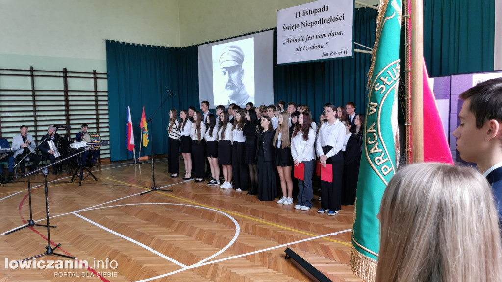 Narodowe Święto Niepodległości w szkole blichowskiej