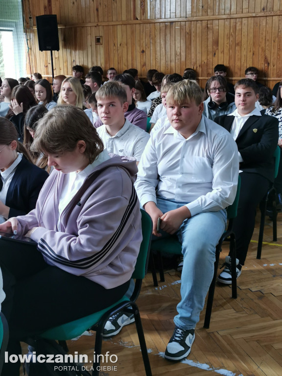 Narodowe Święto Niepodległości w szkole blichowskiej