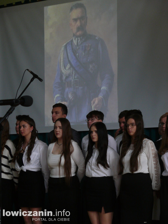 Narodowe Święto Niepodległości w szkole blichowskiej