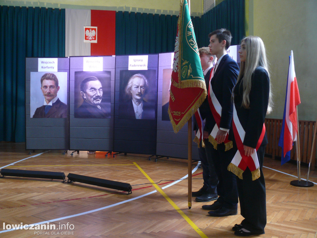 Narodowe Święto Niepodległości w szkole blichowskiej