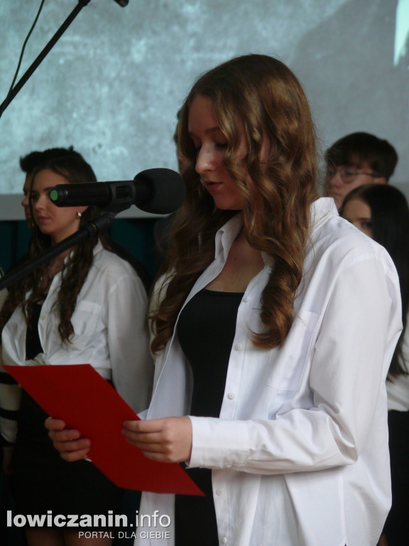 Narodowe Święto Niepodległości w szkole blichowskiej