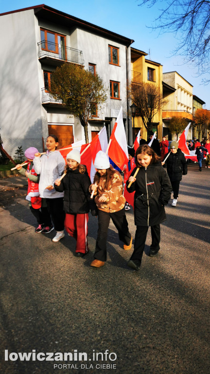 Pochód szkoły pijarskiej w Łowiczu