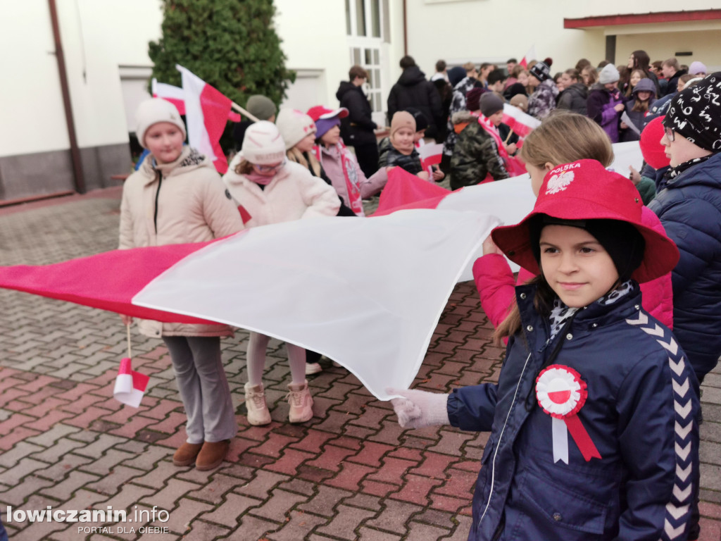Pochód szkoły pijarskiej w Łowiczu