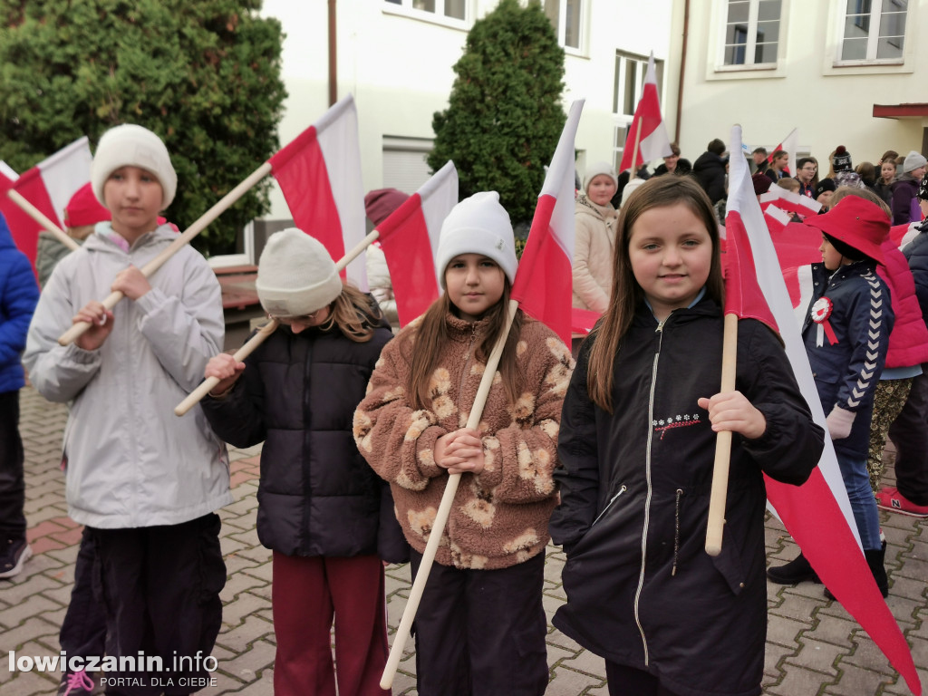 Pochód szkoły pijarskiej w Łowiczu