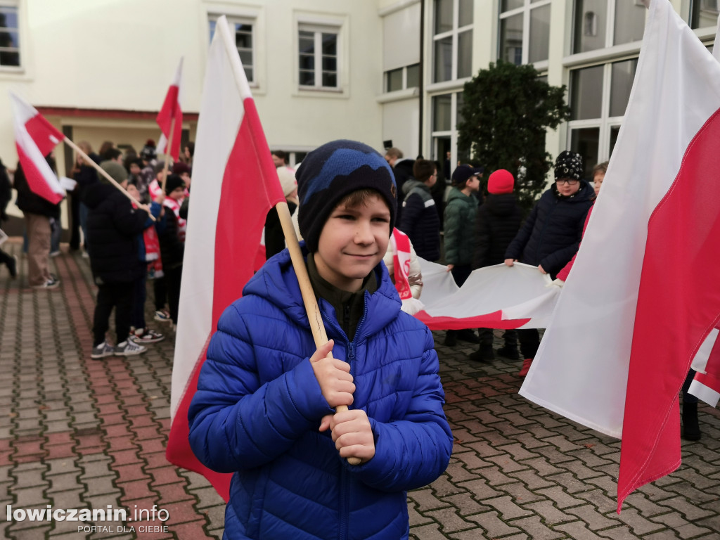 Pochód szkoły pijarskiej w Łowiczu