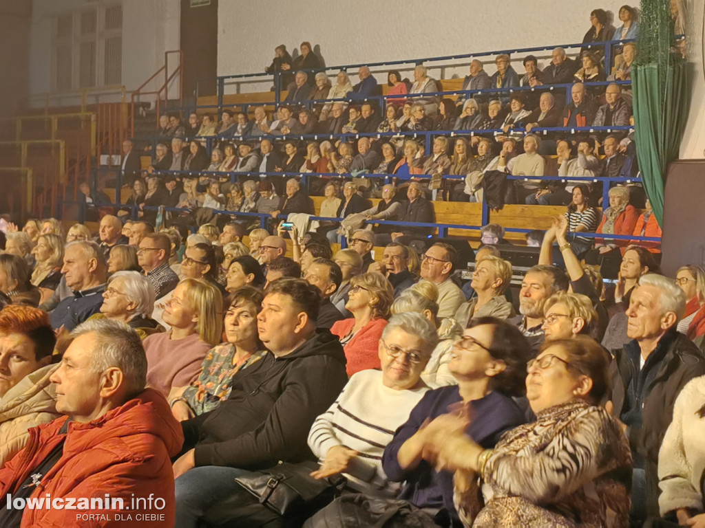 Don Vasyl i Cygańskie Gwiazdy w Łowiczu