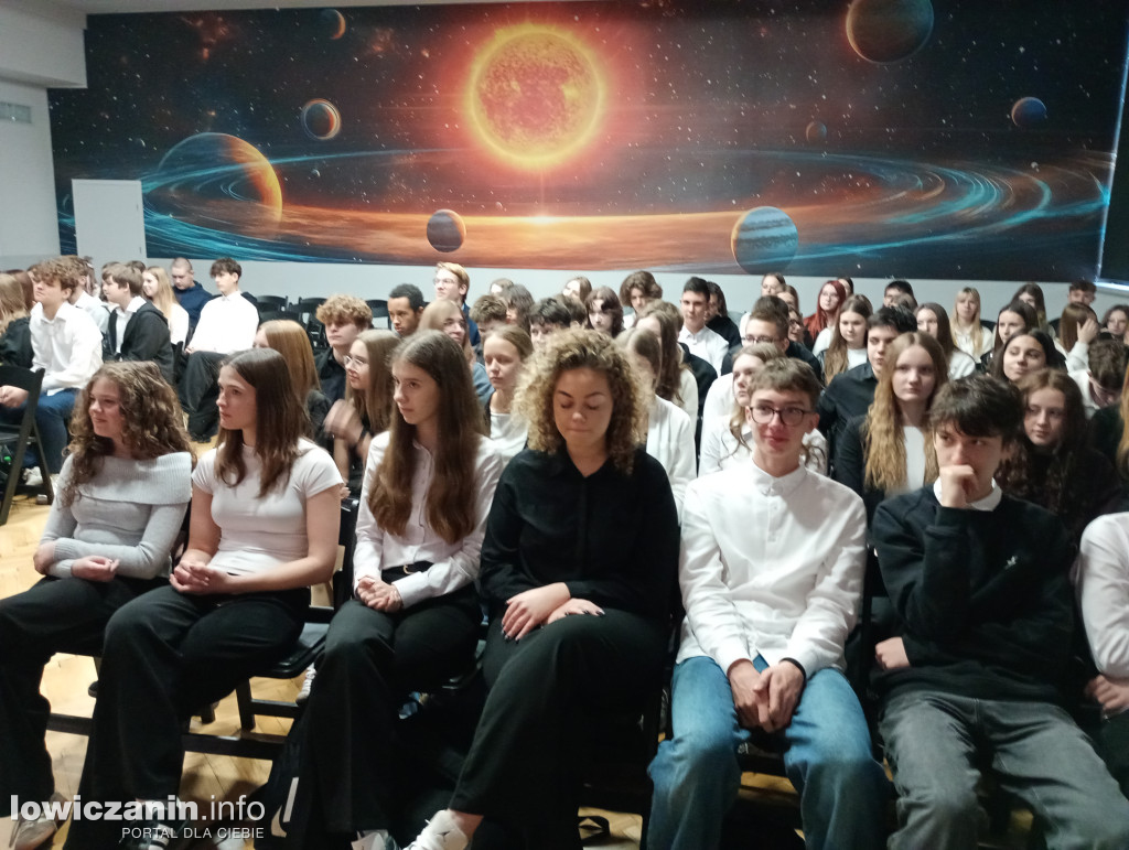 Patriotycznie w II LO