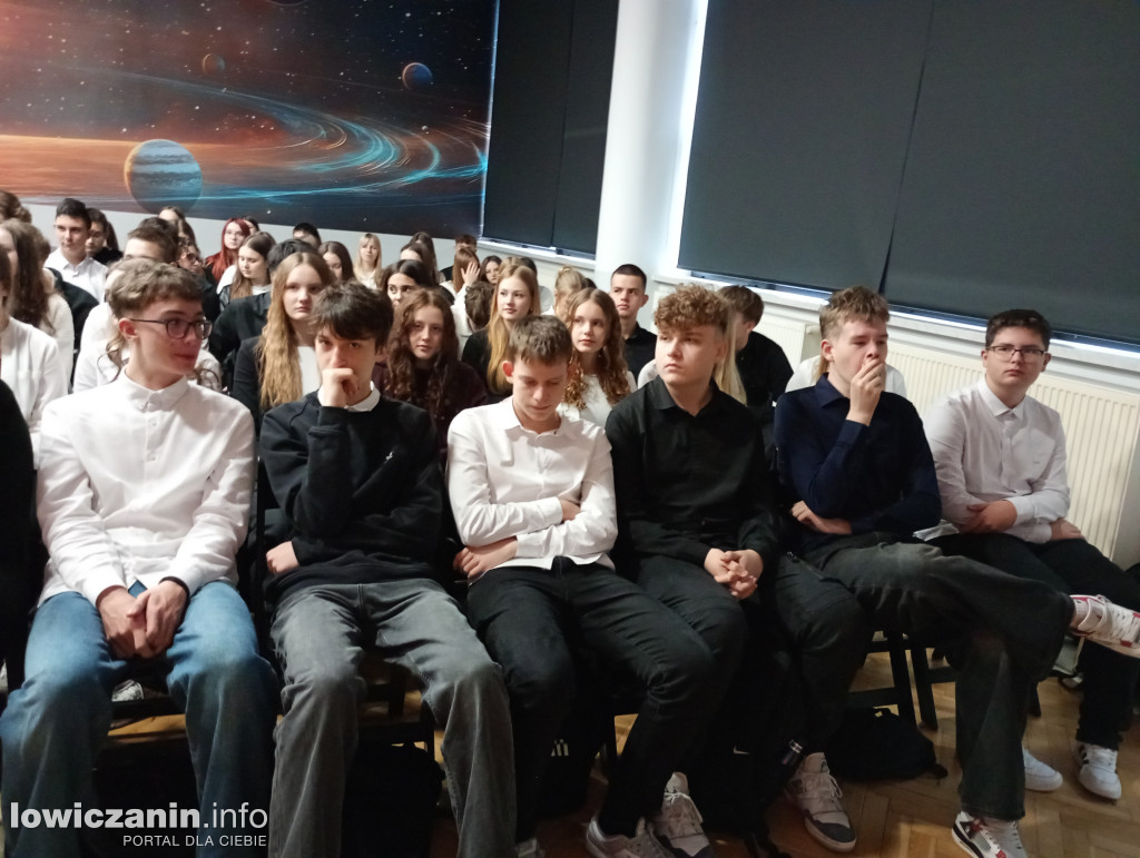 Patriotycznie w II LO