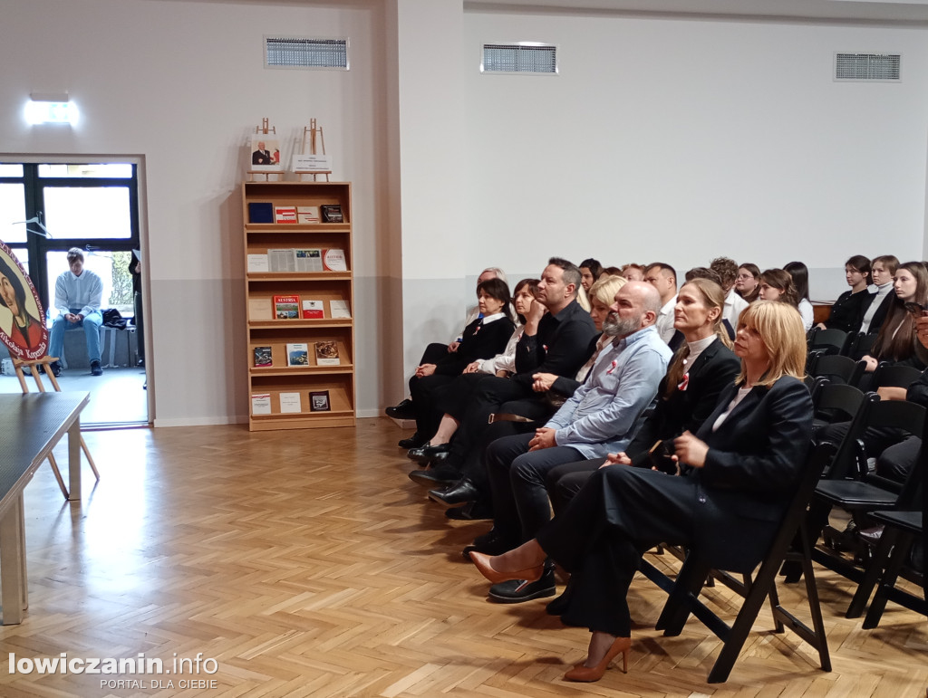 Patriotycznie w II LO